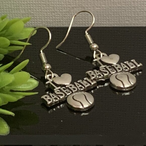 Baseball Earring, Sports Earring, Athletic Earring, Baseball Jewelry, Gift Idea - Picture 1 of 6